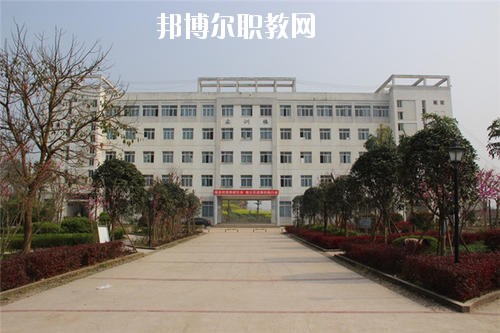 遂寧安居職業(yè)高級(jí)中學(xué)校2020年報(bào)名條件、招生要求、招生對(duì)象
