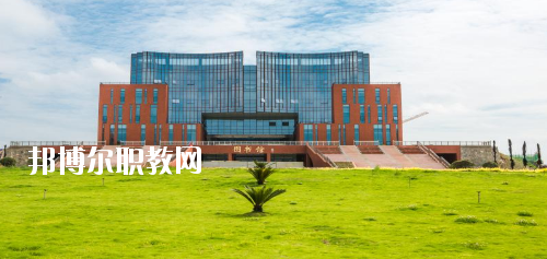 安順職業(yè)技術(shù)學(xué)院(中職部)2020年報(bào)名條件、招生要求、招生對(duì)象