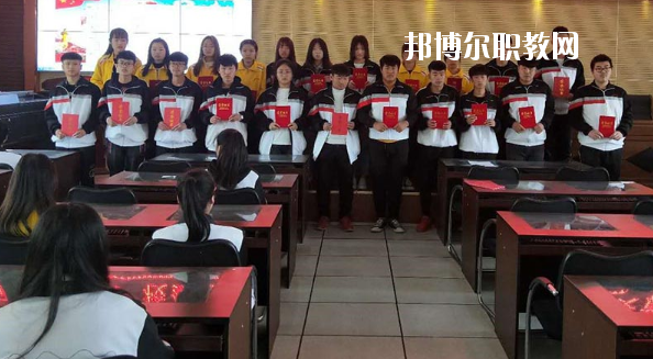 承德科技管理工程學(xué)校2020年報(bào)名條件、招生要求、招生對(duì)象