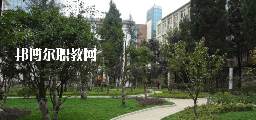 貴陽白云區(qū)職業(yè)技術(shù)學(xué)校2020年報(bào)名條件、招生要求、招生對(duì)象