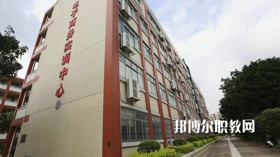 佛山順德區(qū)李偉強職業(yè)技術(shù)學校網(wǎng)站網(wǎng)址