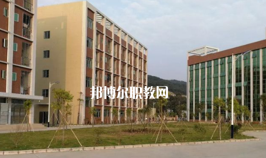 龍門縣職業(yè)技術(shù)學(xué)校2020年報(bào)名條件、招生要求、招生對(duì)象