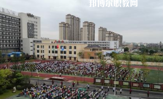 和縣機(jī)電工程學(xué)校2020年報(bào)名條件、招生要求、招生對(duì)象 
