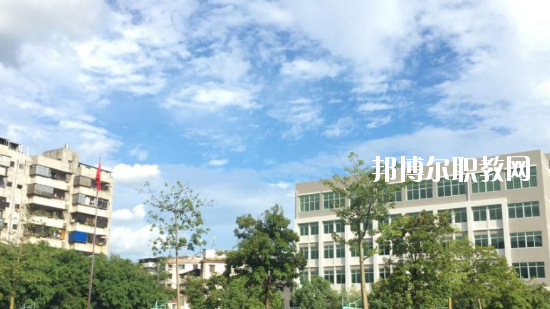 梅縣技工學(xué)校2020年報名條件、招生要求、招生對象