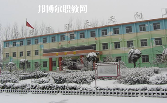 淮北市烈山區(qū)中等專業(yè)學(xué)校2020年報名條件、招生要求、招生對象