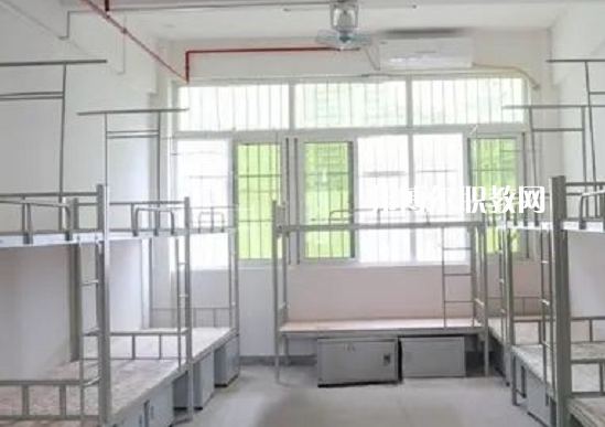 汕頭鮀濱職業(yè)技術(shù)學校2021年宿舍條件