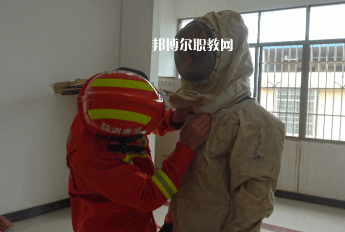 四川2021年男生讀消防技術(shù)工程學校學什么好