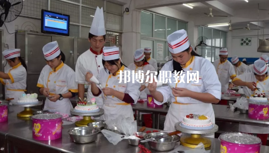 廣東廚藝技工學(xué)校2021年報(bào)名條件、招生要求、招生對(duì)象
