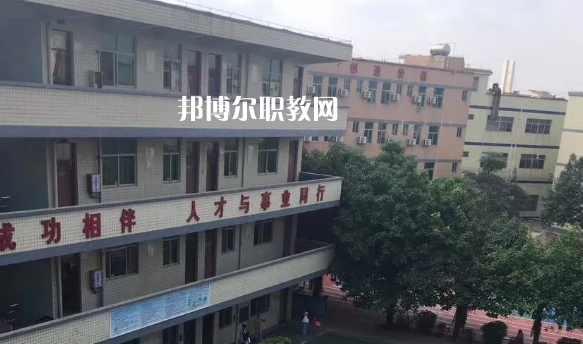 廣東領(lǐng)才技工學校2021年報名條件、招生要求、招生對象