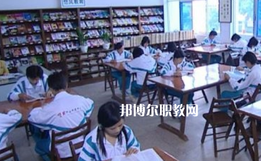 太湖愷風職業(yè)技術(shù)學校網(wǎng)站網(wǎng)址 