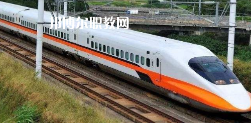 南寧2021年讀鐵路學(xué)?？梢钥即髮W(xué)嗎