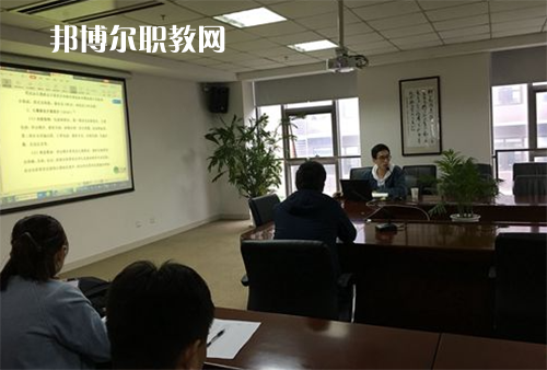 昆山花橋國(guó)際商務(wù)城中等專(zhuān)業(yè)學(xué)校2021年招生辦聯(lián)系電話(huà)