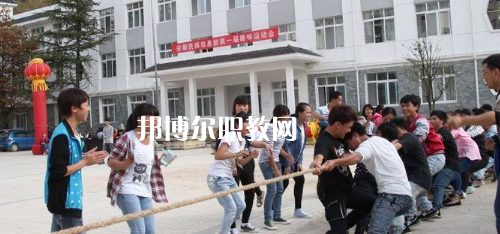 安順民族職業(yè)技術(shù)學(xué)校2021年報(bào)名條件、招生要求、招生對象