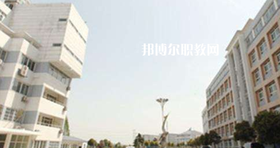 安徽紅十字會衛(wèi)生學(xué)校2021年報名條件、招生要求、招生對象