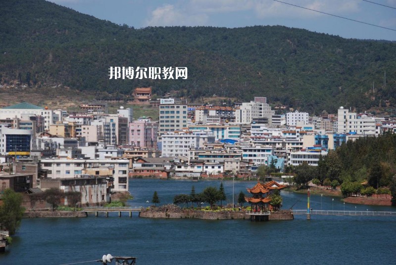 牟定縣職業(yè)高級中學(xué)怎么樣、好不好