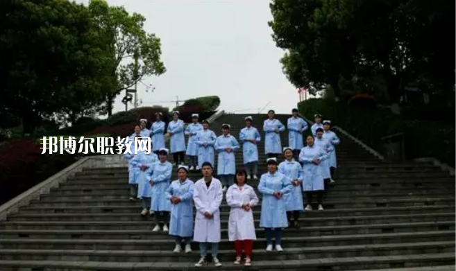 威信縣職業(yè)高級(jí)中學(xué)2021年學(xué)費(fèi)、收費(fèi)多少