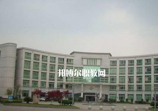 杭州桐江職業(yè)技術(shù)學校1