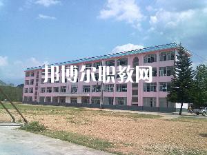 耿馬縣職教中心2021年報名條件、招生要求、招生對象