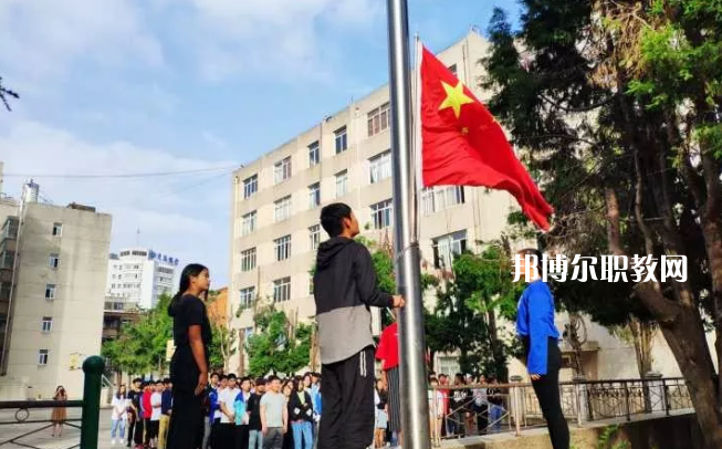 云南廣播電視學(xué)校2021年學(xué)費(fèi)、收費(fèi)多少