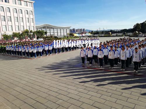 玉溪工業(yè)財貿(mào)學(xué)校2021年報名條件、招生要求、招生對象