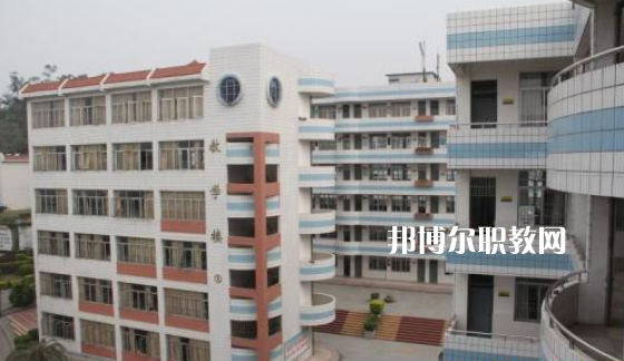 昆明第二職業(yè)中專學(xué)校2021年報名條件、招生對象
