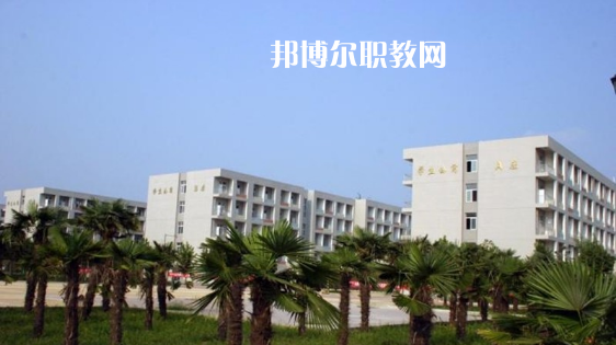 云南夏蒙衛(wèi)生學(xué)校2021年報名條件、招生要求、招生對象