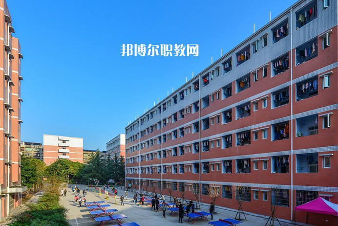 秦皇島市燕海科技職業(yè)學(xué)校2022年報名條件、招生要求、招生對象