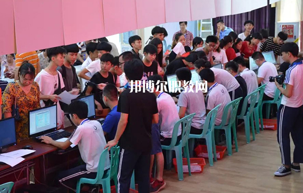普寧科技職業(yè)技術(shù)學(xué)校怎么樣、好不好