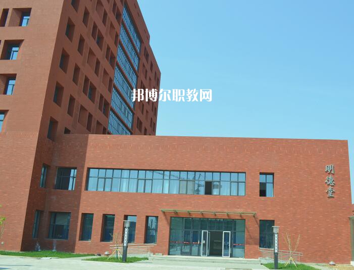 張家口機(jī)械工業(yè)學(xué)校2022年報(bào)名條件、招生要求、招生對(duì)象