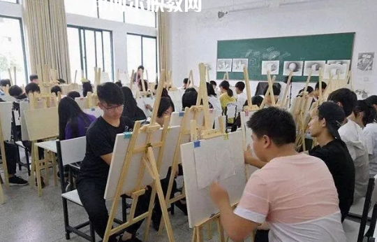 榆中縣職業(yè)教育中心2022年學(xué)費(fèi)、收費(fèi)多少
