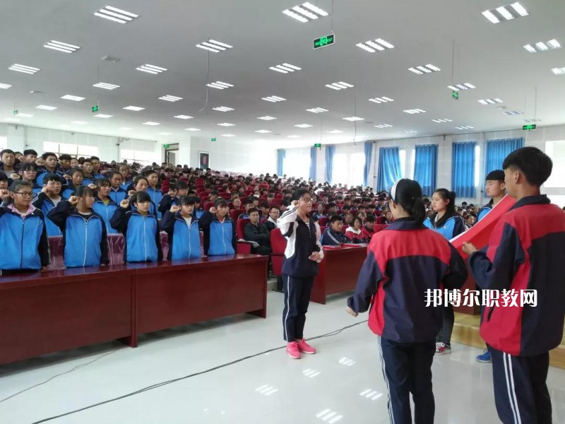通渭縣職業(yè)中等專業(yè)學(xué)校2022年學(xué)費，收費多少