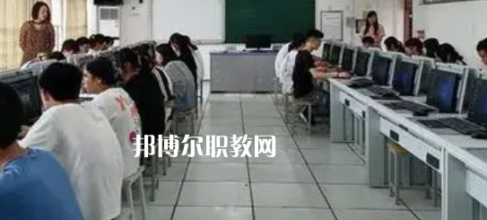 蒲江職業(yè)中專學校2022年報名條件、招生要求、招生對象