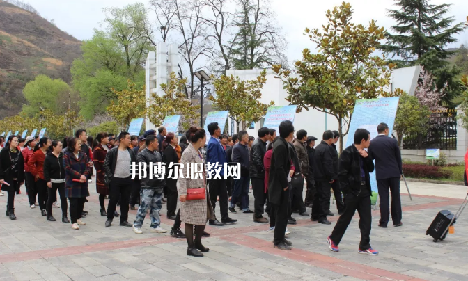 康縣職業(yè)技術(shù)學(xué)校2022年學(xué)費(fèi)、收費(fèi)多少