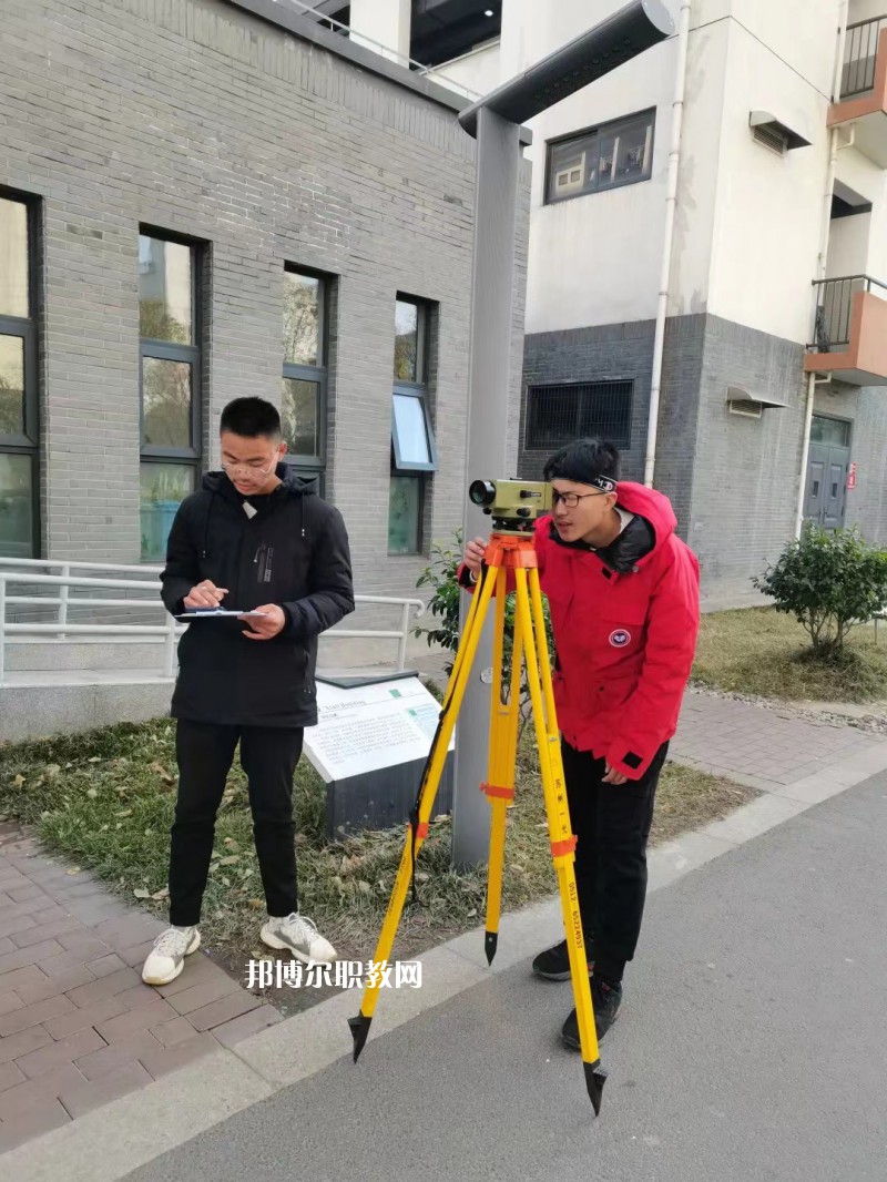江蘇張家港第三職業(yè)高級(jí)中學(xué)2022年報(bào)名條件、招生要求、招生對(duì)象