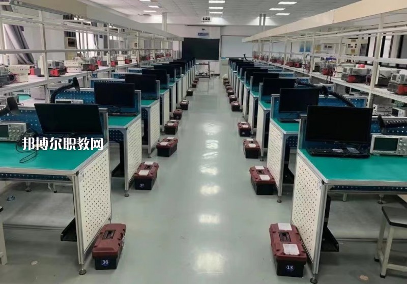 江蘇吳江中等專業(yè)學校2022年有哪些專業(yè)