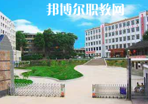 重慶市墊江縣第二職業(yè)中學(xué)校2022年報(bào)名條件、招生要求、招生對象