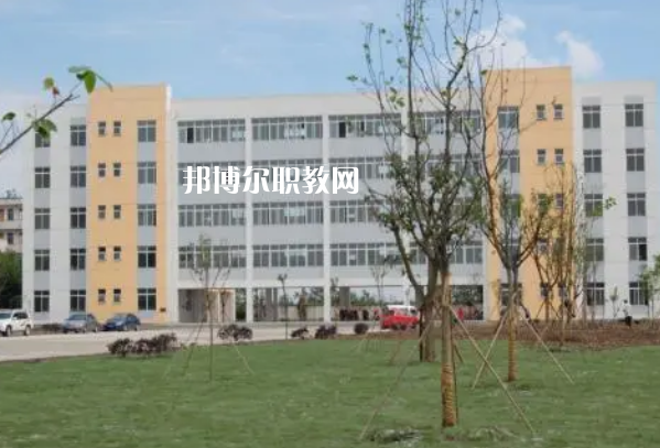 四川省廣漢市職業(yè)中專學(xué)校2022年報(bào)名條件、招生對(duì)象、招生要求
