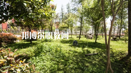 遵義重美職業(yè)技術(shù)學(xué)校2022年學(xué)費、收費多少