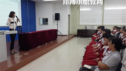 保定女子職業(yè)中專(zhuān)學(xué)校2022年招生辦聯(lián)系電話(huà)