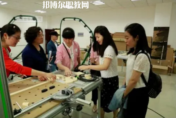 重慶風(fēng)景園林技工學(xué)校2022年報(bào)名條件、招生要求、招生對象