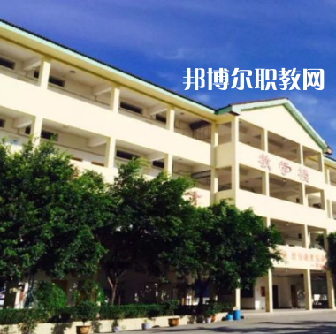 重慶西域技工學(xué)校2022年報名條件、招生要求、招生對象