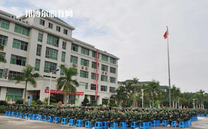 廣東省潮州衛(wèi)生學(xué)校2022年報(bào)名條件、招生要求、招生對象