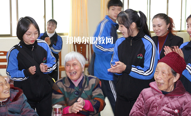 銅仁碧江中等職業(yè)學(xué)校2022年報(bào)名條件、招生要求、招生對(duì)象