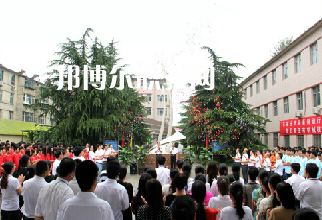 石家莊機(jī)械技工學(xué)校2022年報(bào)名條件、招生要求、招生對(duì)象