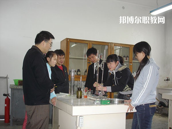 秦皇島市職業(yè)技術(shù)學(xué)校2022年學(xué)費、收費多少