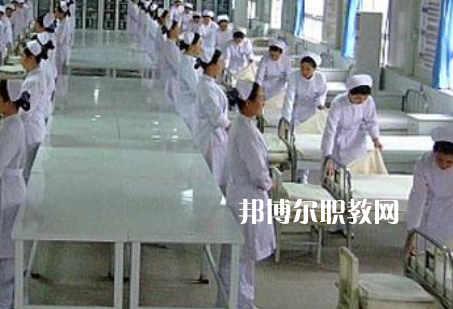 甘肅省中醫(yī)學校2022年報名條件、招生要求、招生對象