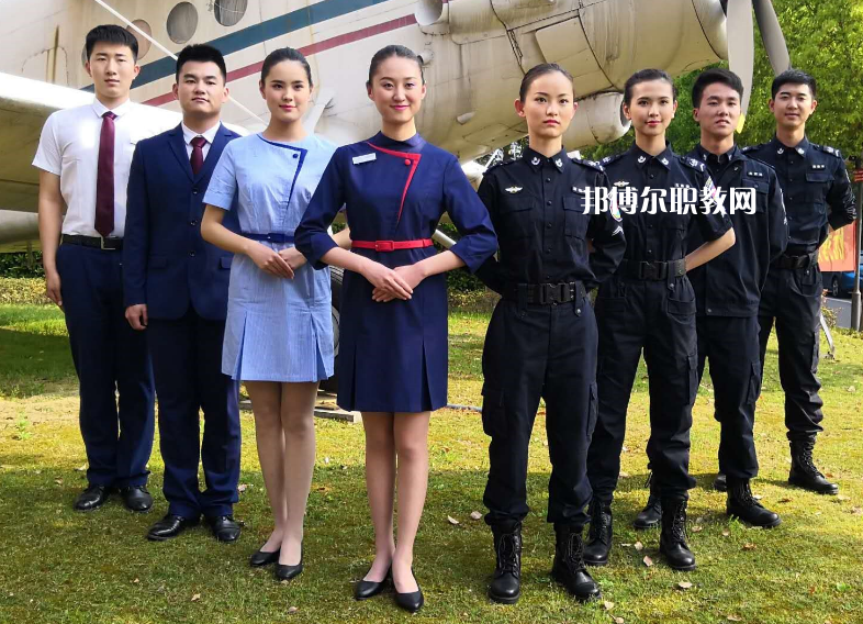 保定技師學(xué)院2022年報(bào)名條件、招生要求、招生對(duì)象