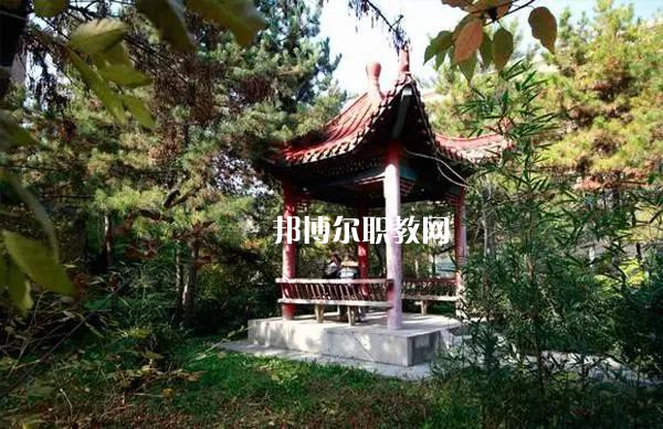 平?jīng)鰩煼秾W(xué)校2022年學(xué)費(fèi)、收費(fèi)多少