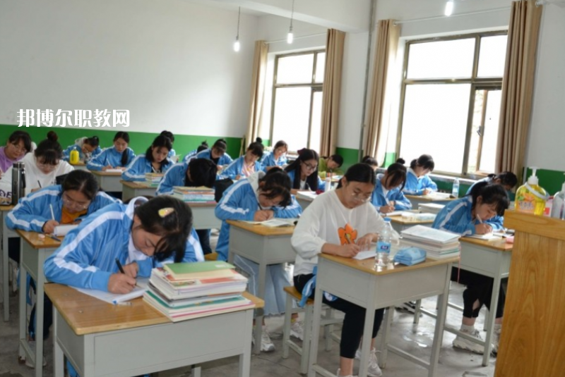 甘肅省廣播電視學(xué)校2022年報(bào)名條件、招生要求、招生對(duì)象