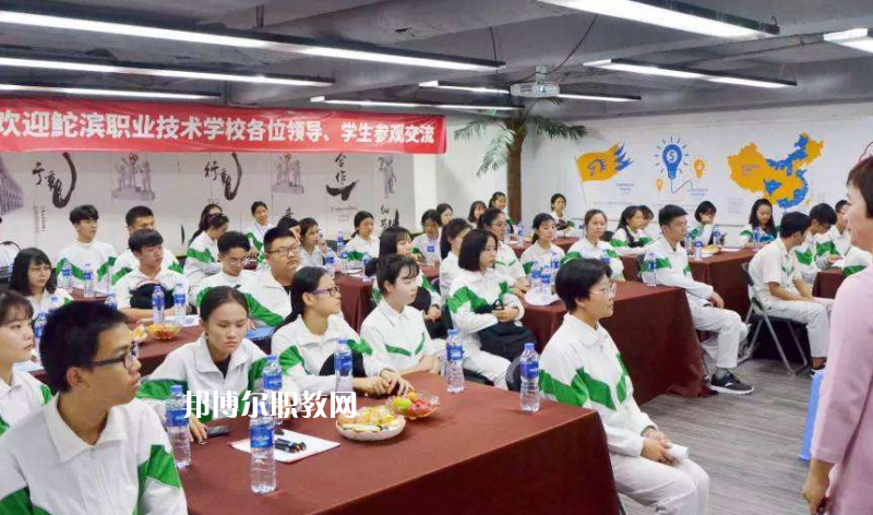 汕頭鮀濱職業(yè)技術(shù)學(xué)校2022年報(bào)名條件、招生要求、招生對象